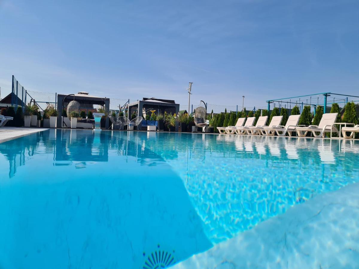 Osrodek Sea Star Premium Hotell Sarbinowo Eksteriør bilde